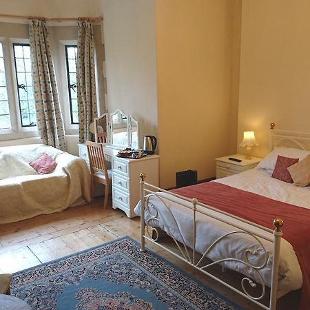 Cleeve House Panzió Melksham Kültér fotó